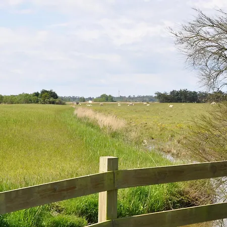 Bien Amenage A Jean De Monts Avec Vue Sur - Fr-1-323-425 * Saint-Jean-de-Monts