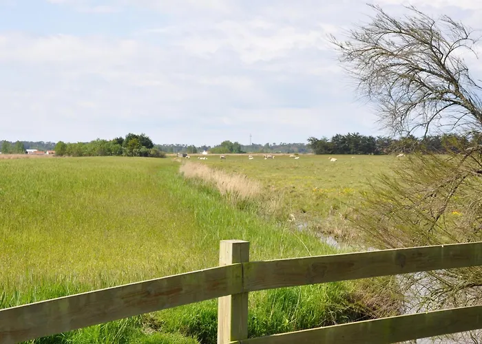 Bien Amenage A Jean De Monts Avec Vue Sur - Fr-1-323-425 * 생장드몽